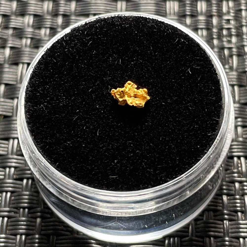Natural Gold Nugget 0.18 grams