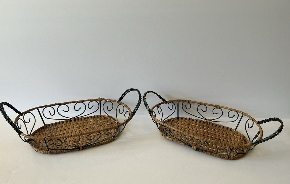Set 2 Wicker Rattan Baskets Metal Scroll Oval Serving Tray Rustic Boho Decor