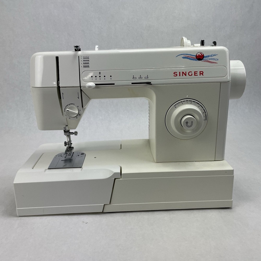 Singer 2517C Sewing Machine w/Accessories Tested