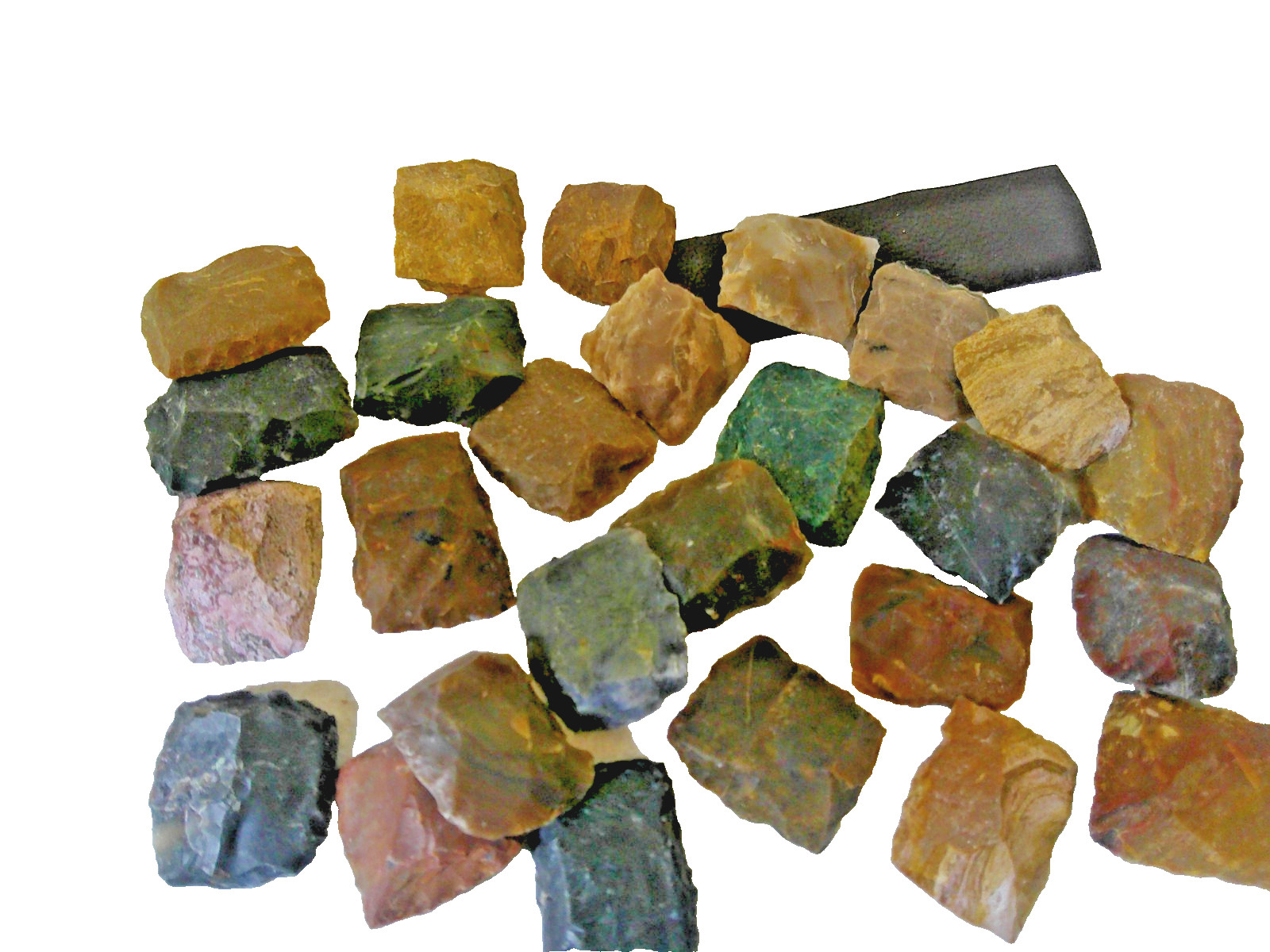 CHERT GUN FLINTS 24 PACK OF  3/4 INCH