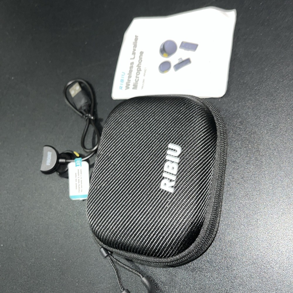 Ribiu Wireless Lavalier Microphone: Model WM01