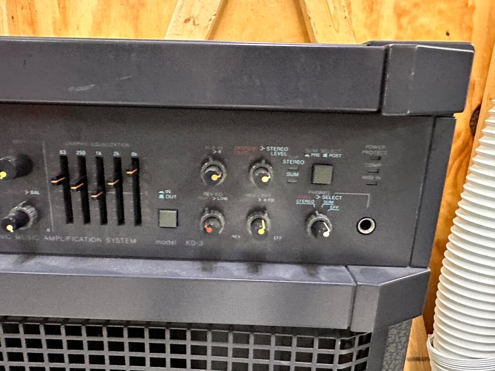 TOA KD3 Keyboard Amplifier - tested & working