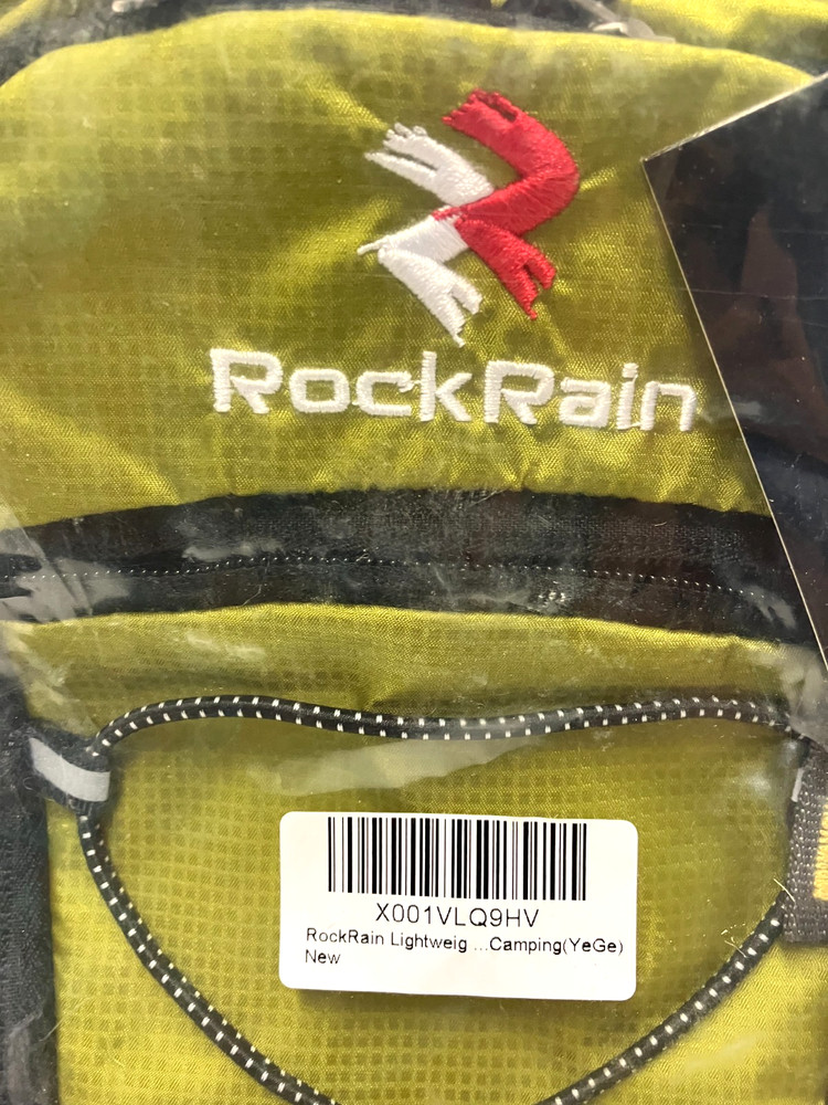 ROCKRAIN Hydration Backpack, Windrunner Lightweight Pack with 2L Water Bladder