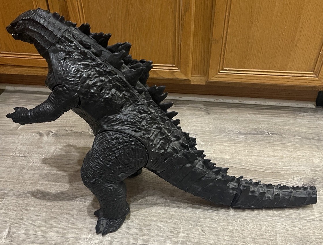 Toho Jakks Pacific 2014 Giant Size Godzilla 24" Figure - Missing Tip Of Tail
