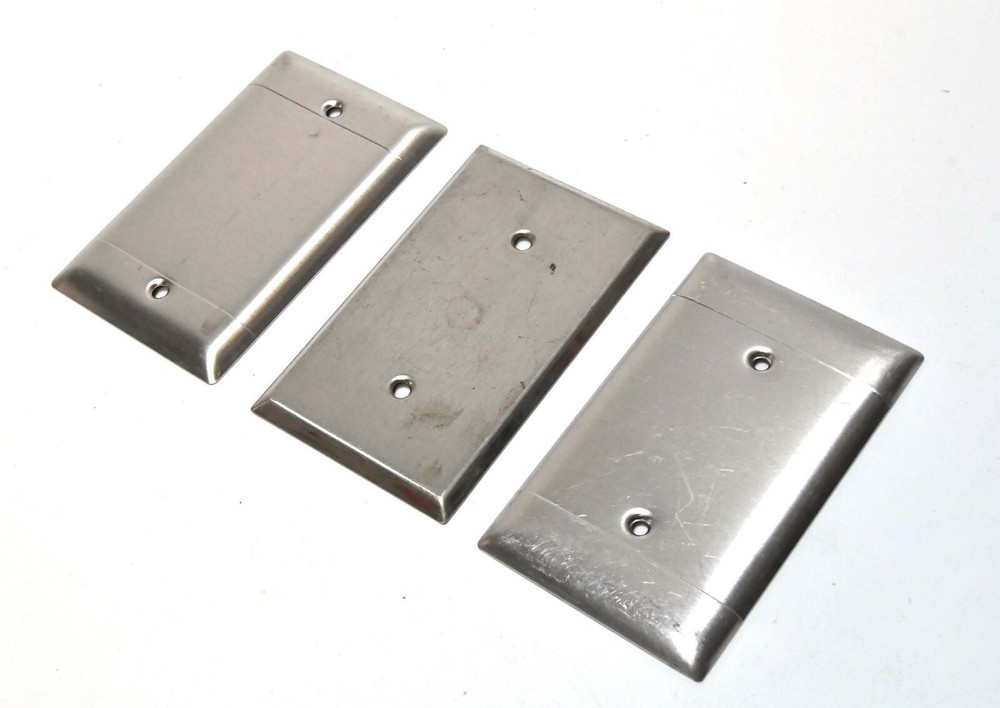 3 VINTAGE METAL SOLID COVER PLATE COVERS