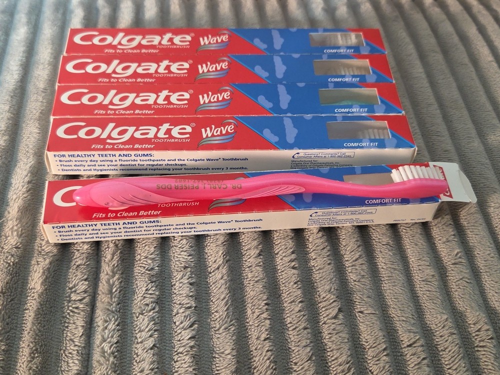 5 NOS Colgate Wave Toothbrush Individually Packaged Assorted Colors ~☆READ☆~2003