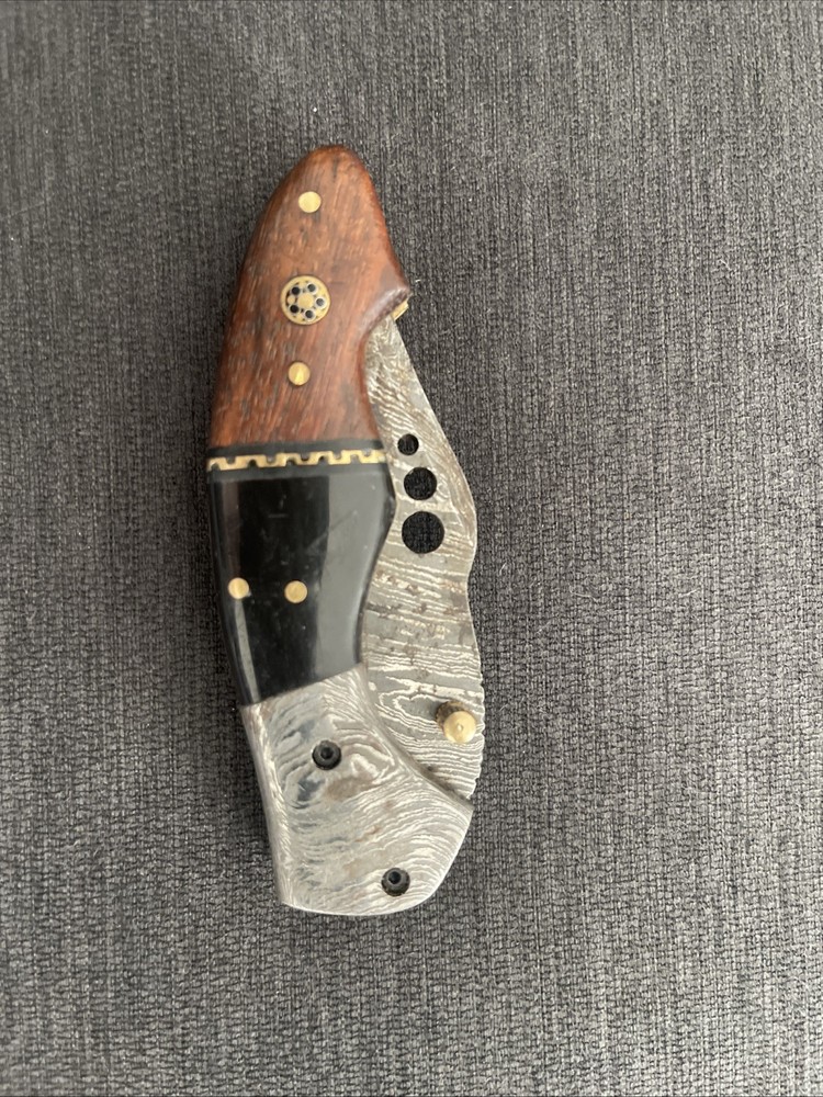 Damascus Steel Folding Pocket Knife