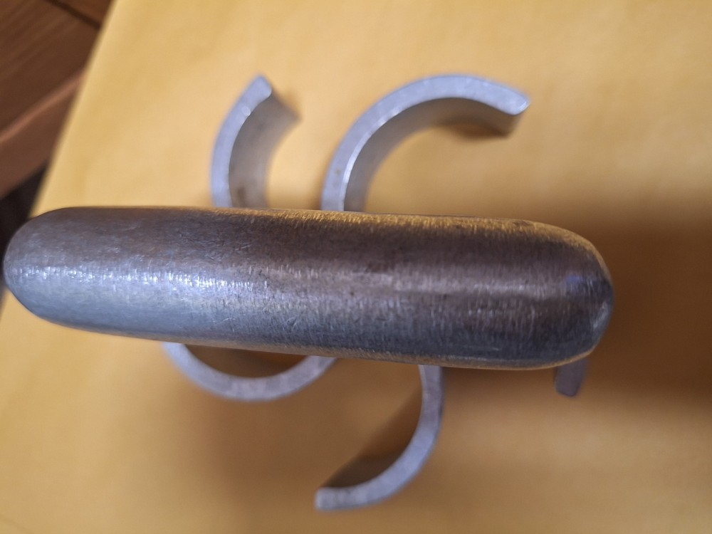 VTG Belshaw Adamatic 183 Kaiser Roll Cutter