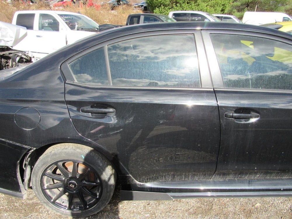 V60 2015 Glove Box 1003978