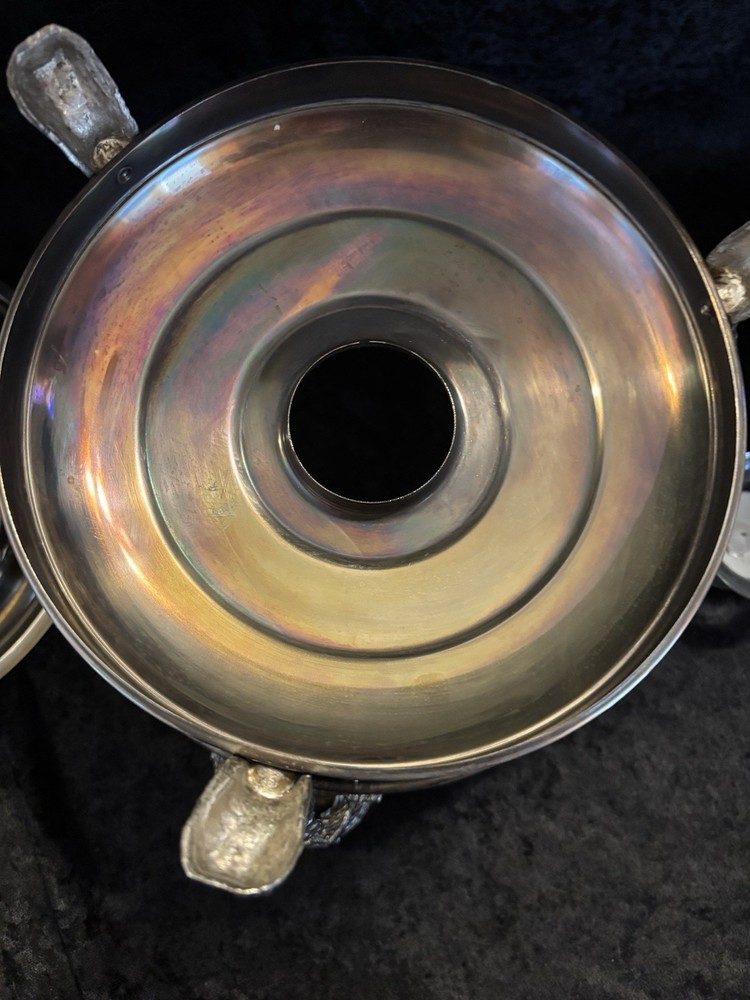 Godinger silver plated chafing dish intricate design, Seagal