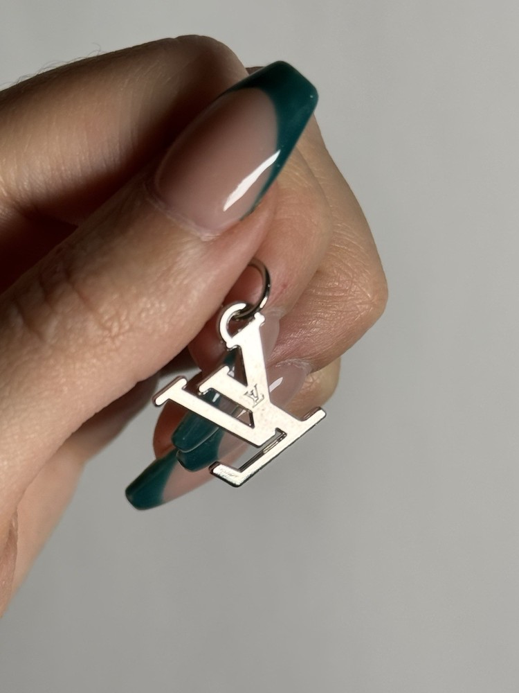 LOUIS VUITTON Silver Logo Metal Zipper Pull Charm