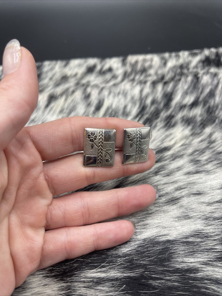 Stunning Silvertone Vintage Cuff Links #Q32
