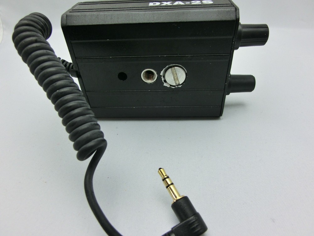 Beachtek DXA-2S - Dual XLR Universal Microphone Adapter for Camcorders