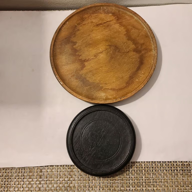 2 wooden display bases
