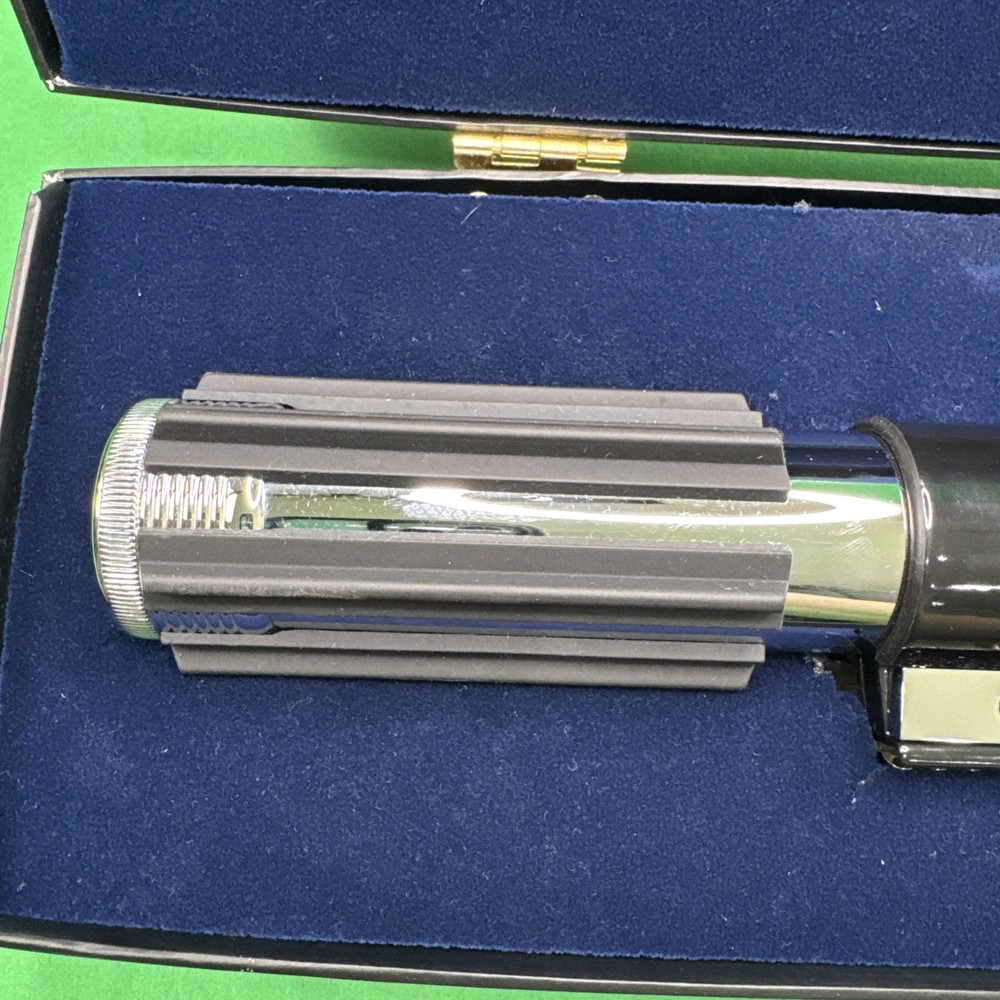 Star Wars Master Replicas Darth Vader Lightsaber Limited Ed. READ DESCRIPTION