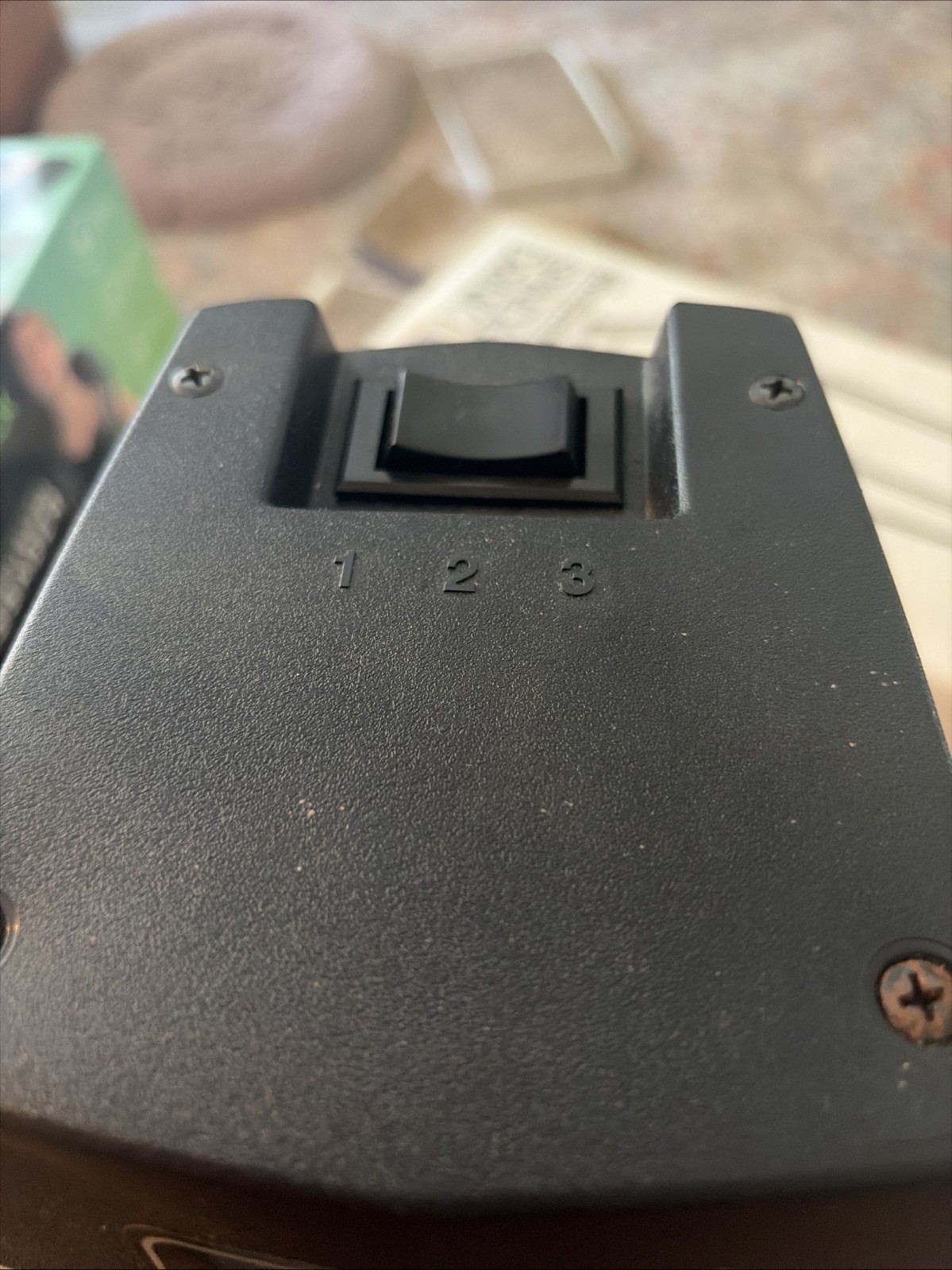 HAMILTON BEACH COMMERCIAL 3 SPEED 936 19.5" STANDING SPINDLE SHAKE DRINK MIXER