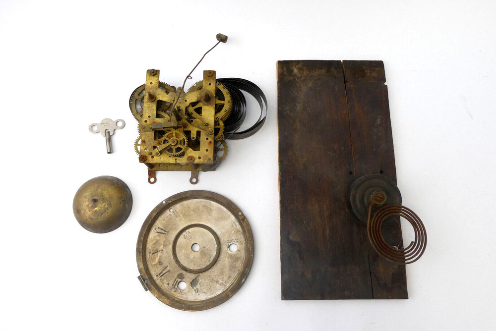 Broken Brass Unknown Maker Gears Clock Parts Panel Face Movement