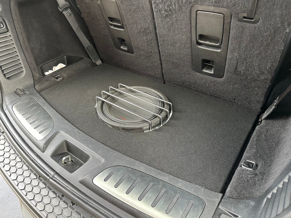 For a 2011+ Dodge Durango Custom Sub Box Subwoofer Enclosure - Single 12" or 10"