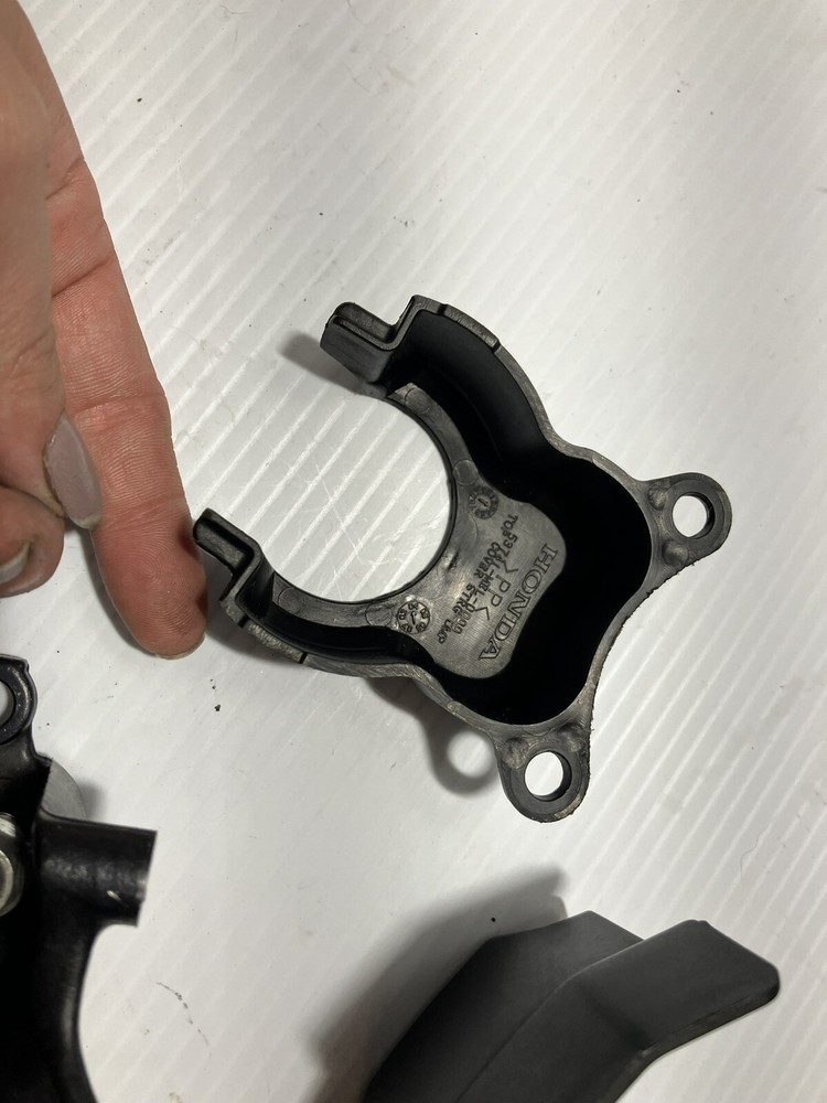 2004 Honda Cbr 1000rr Steering Stabilizer (OEM)