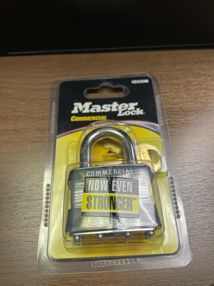 Master Lock 1DCOM, Commercial Padlock
