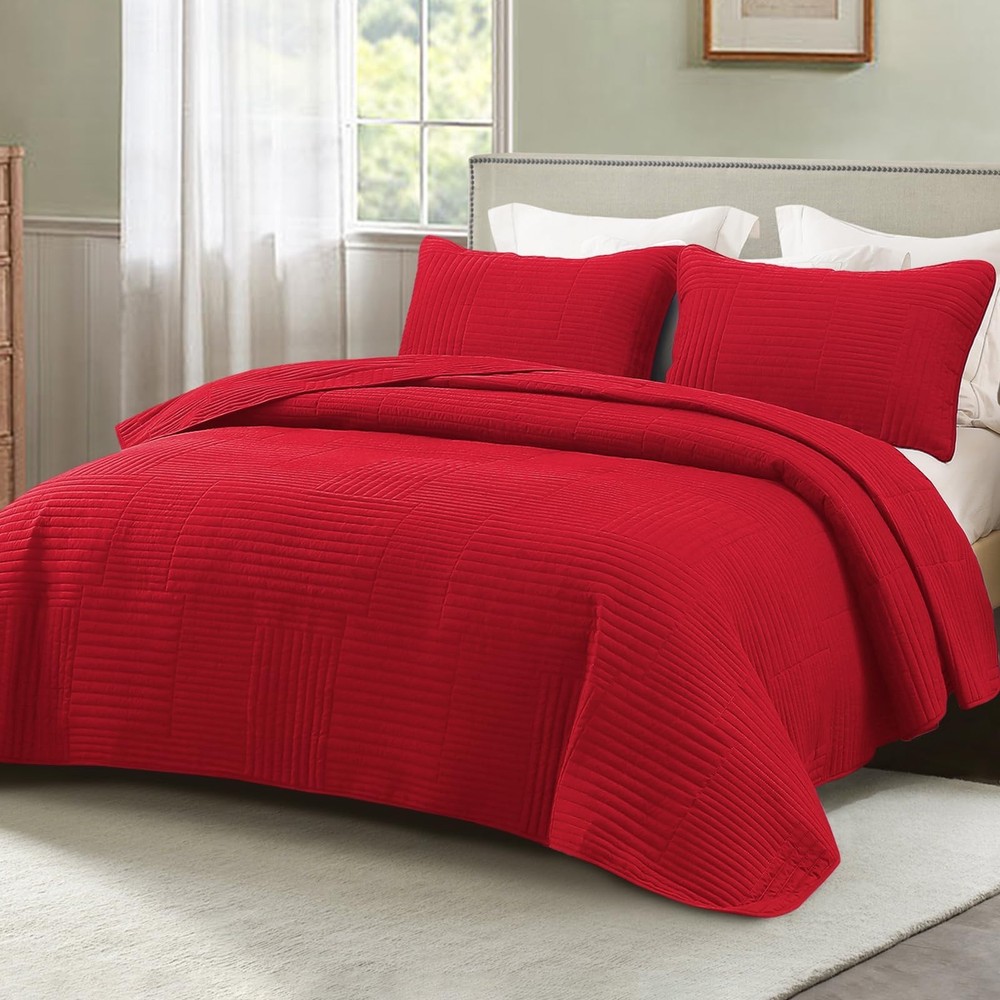 Ultra Soft King Quilt Bedding Set - Lightweight Microfiber Red Bedspread, 3-Piec