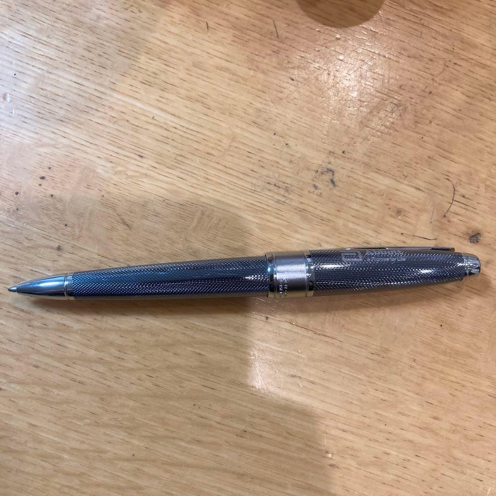 Silver mesh pattern ballpoint pen