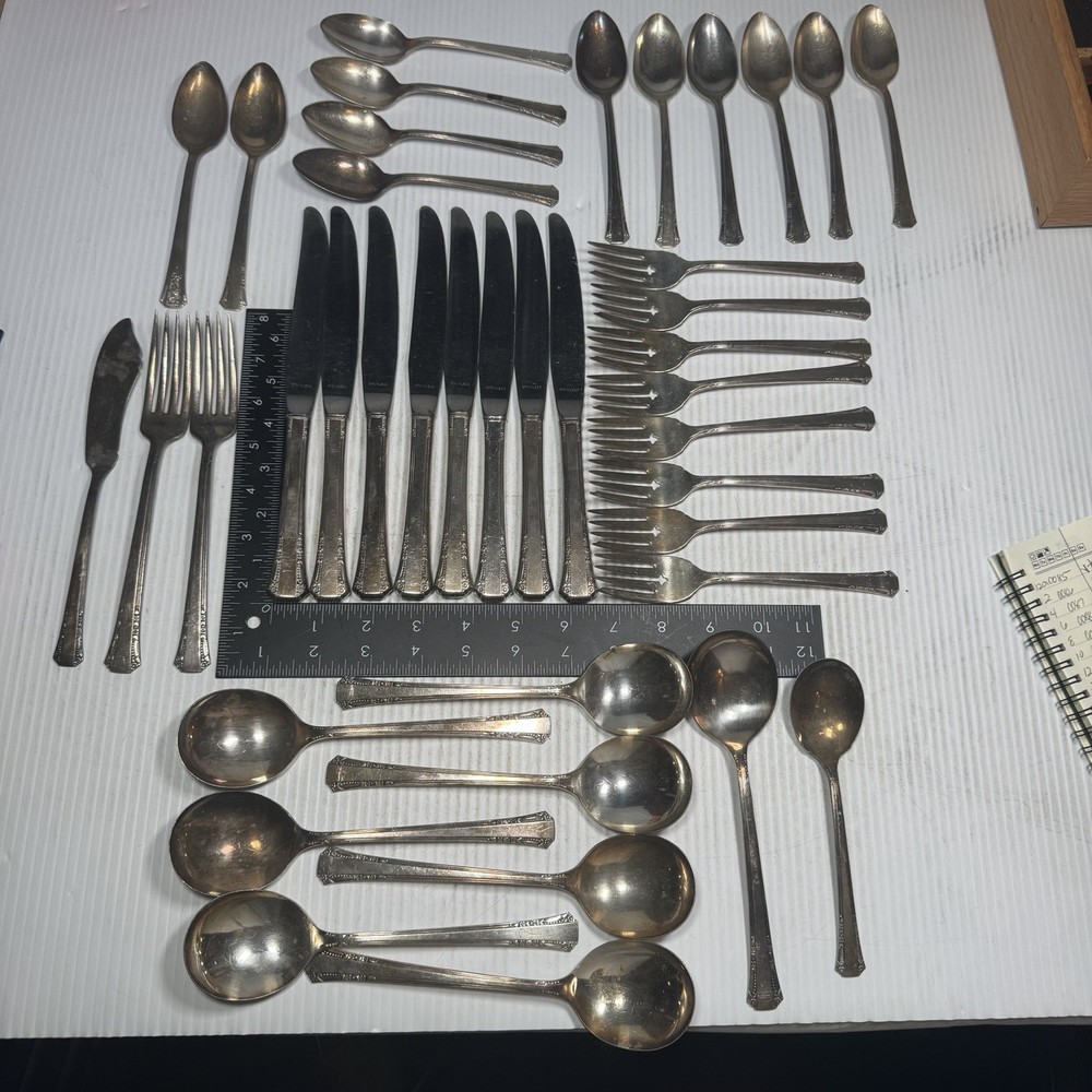 40pcs 1881 Rogers Oneida Delmar Flatware