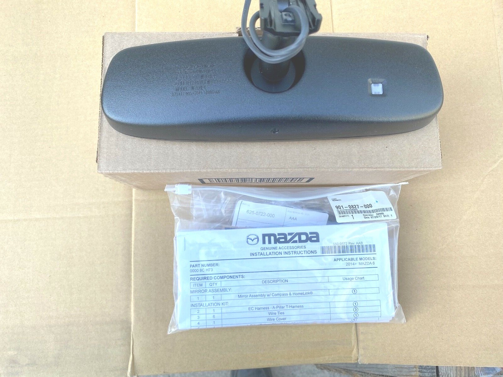 14 - 17 Mazda 6 OEM NEW auto dimming Homelink rear view mirror with compass
