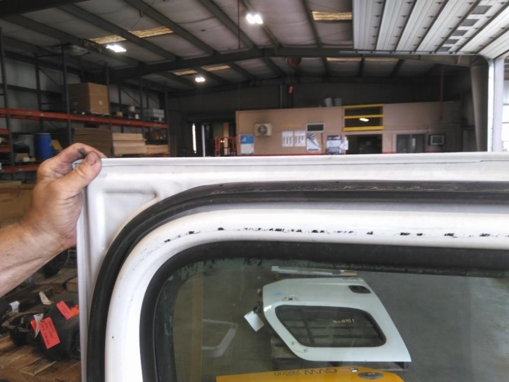 For 2016 FREIGHTLINER CASCADIA 113-125 DOOR ASSEMBLY Left , MD