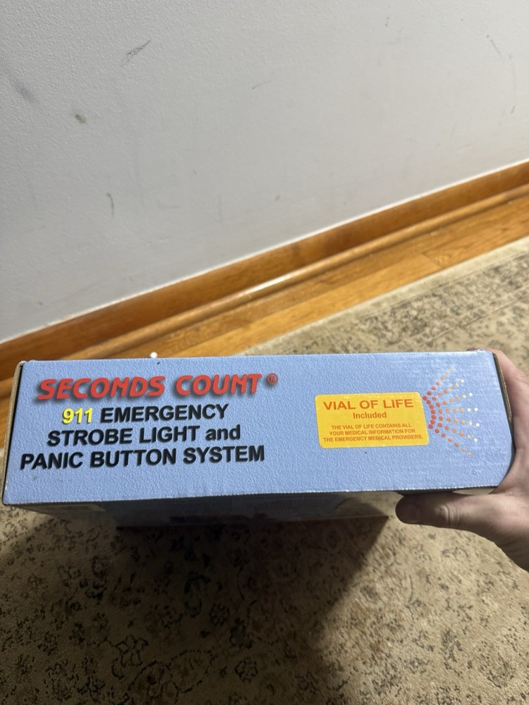 Seconds Count Emergency Strobe Light and Button 911 System Vintage Rare