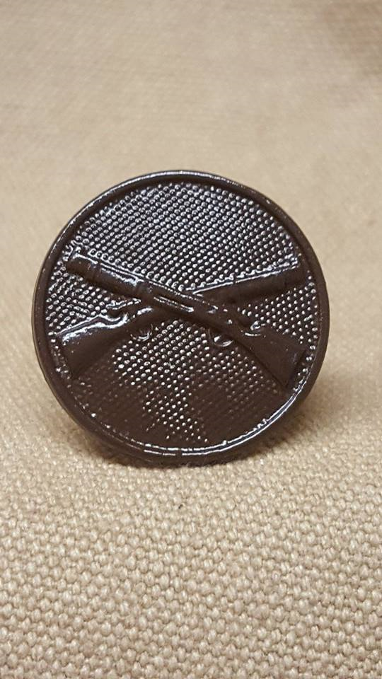 WWI Infantry (style 3) "French Made"Brown Variation Collar Disk