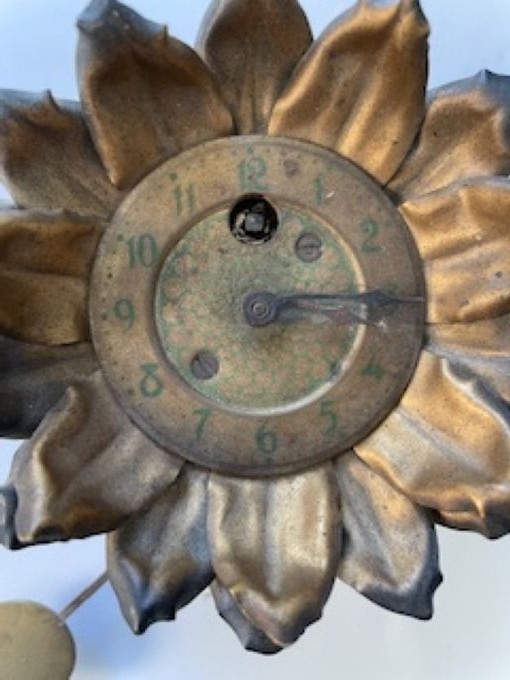 Lux "Sunflower" Pendulette Wall Clock Mechanical Key-wind