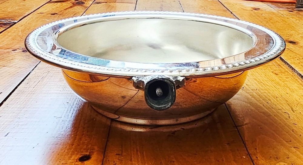 Sheridan Serving Covered Dish 2 QT Pyrex Chafing Stand + Burner Silverplate