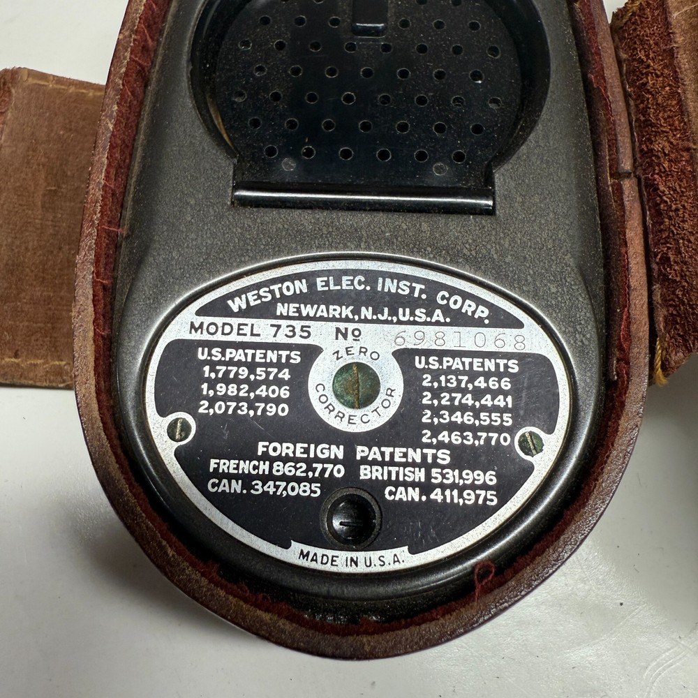 Weston Master II Universal Exposure Meter Model 725 w/ Original Leather Case