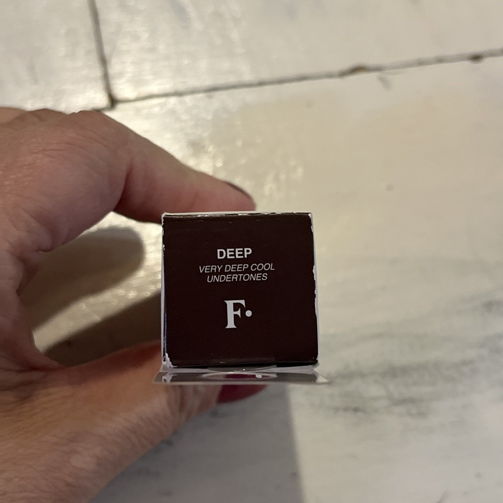 FACE HACK DEEP VERY DEEP COOL UNDERTONES SCULPTING BRONZER