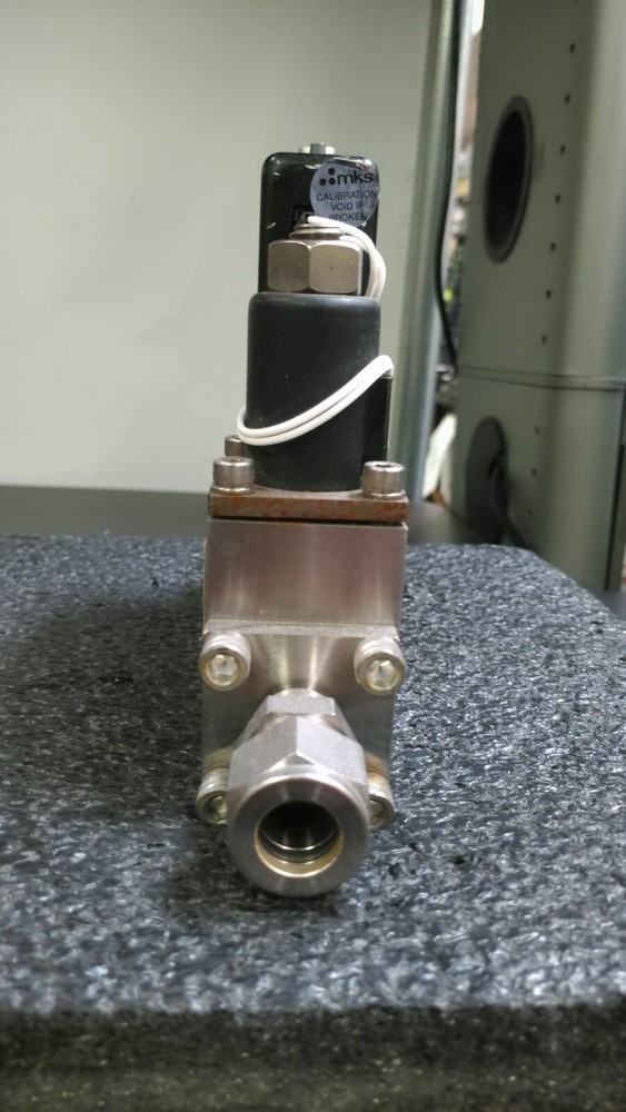 MKS Model 1559A01312LS1BV 100 SLM N2 Mass Flow Controller