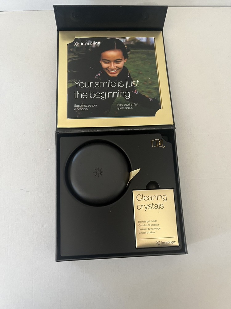 NEW Invisalign Starter Kit, Retainer Case, Cleaning Crystals