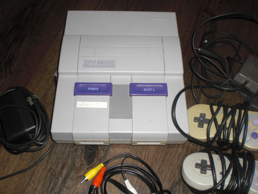 Super Nintendo SNES Original Console System w/ OEM Cables 2 Controllers TESTED