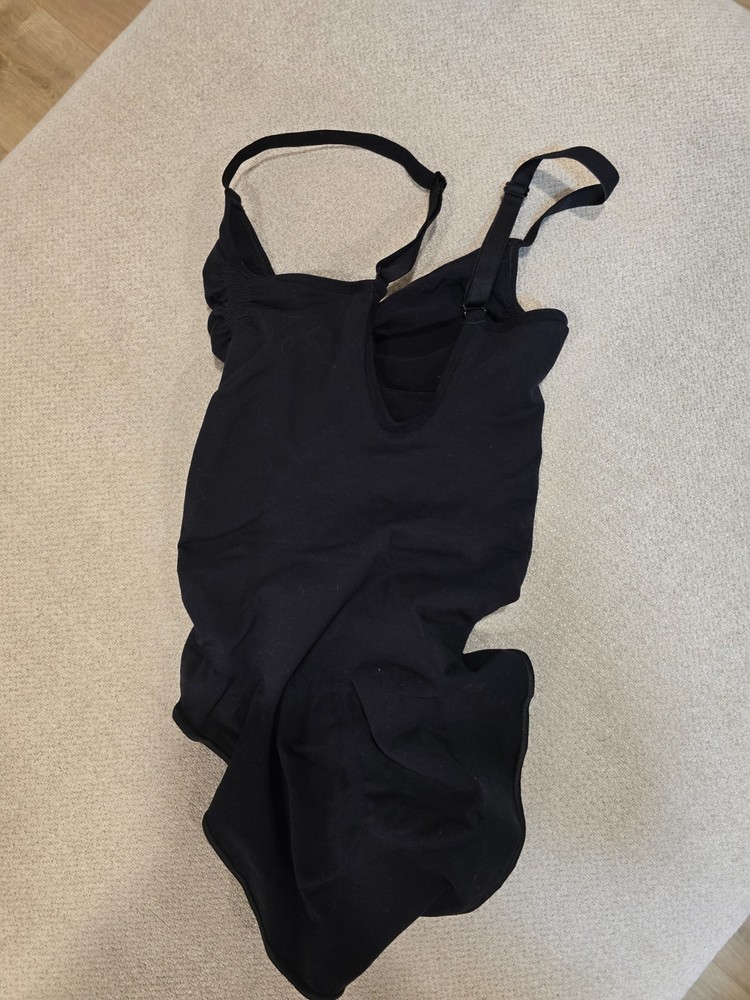Skims seamless sculpt brief bodysuit