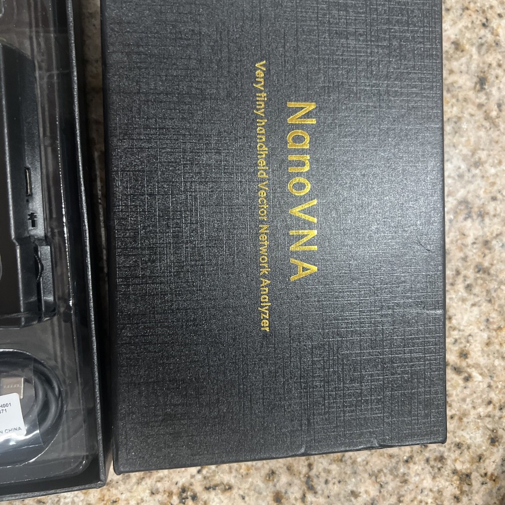NanoVNA Very Tiny Handheld Vector Network Analyzer