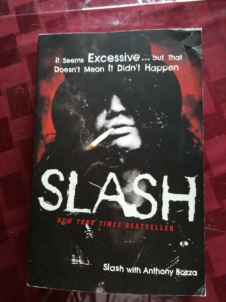 SLASH AUTOBIOGRAPHY  PAPERBACK BOOK