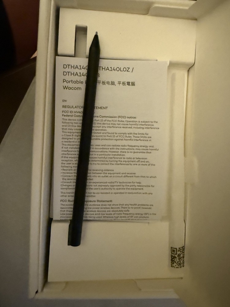 Wacom MovinkPad Pro 14, Android Mobile Drawing Tablet, 14" OLED No Computer