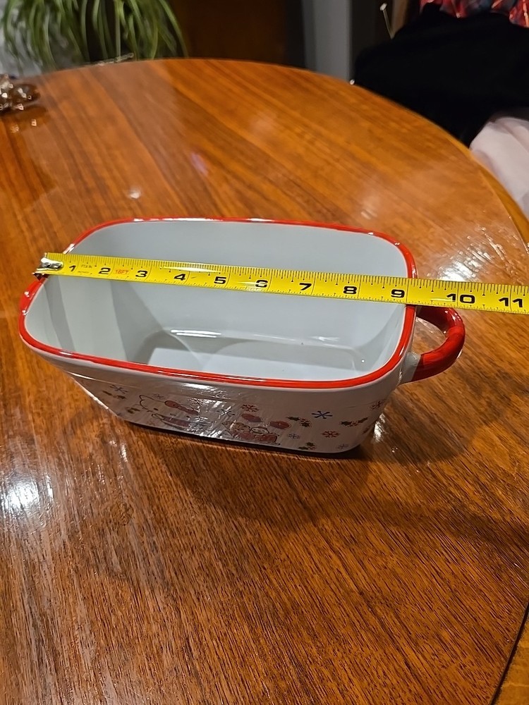 New With Tags Hello Kitty Christmas Baking Bread Cake Ceramic Loaf Pan