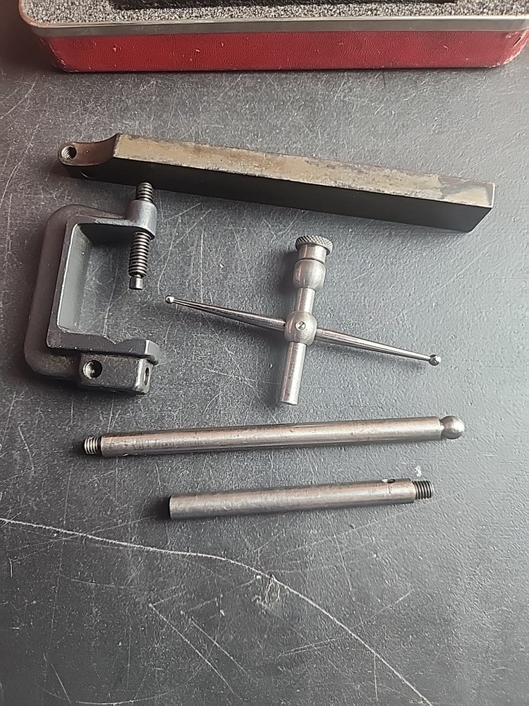 Starrett 196 Dial Indicator Set .001”