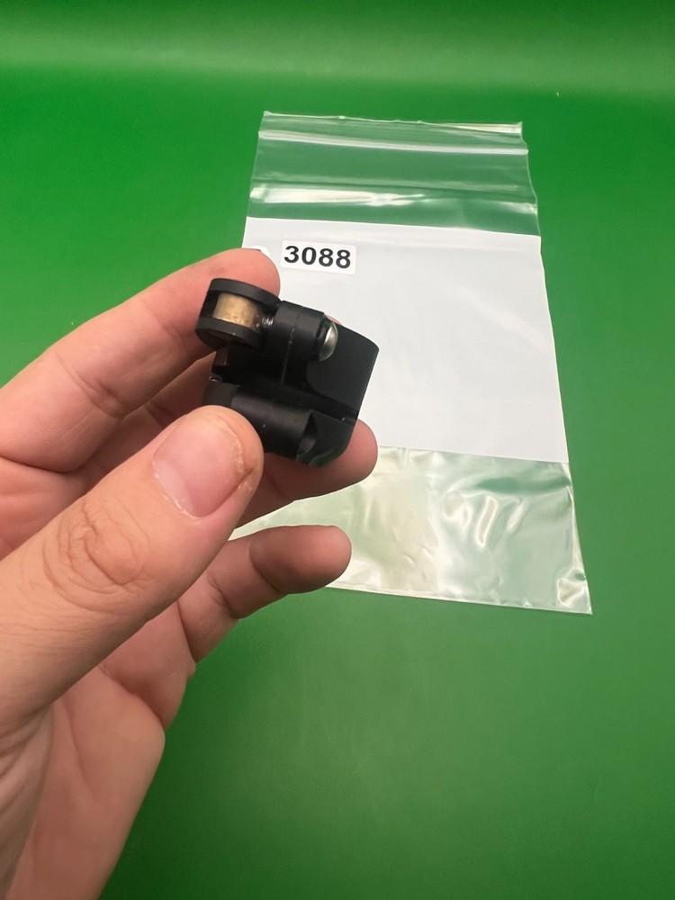 Dye Low Rise Feedneck