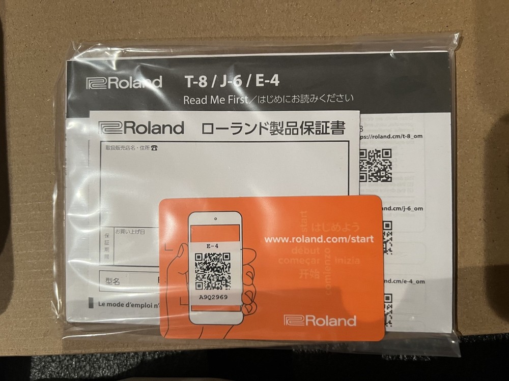 Roland AIRA Compact E-4 Voice Tweaker - MINT - FREE Shipping, Case, Knobs, & Mic