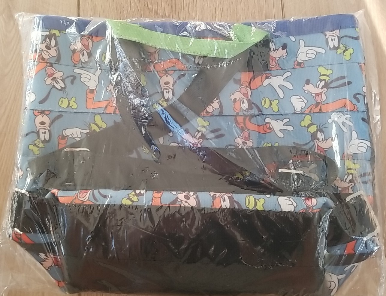 Disney Harvey’s Seatbelt Goofy Backpack/Knapsack - NWT