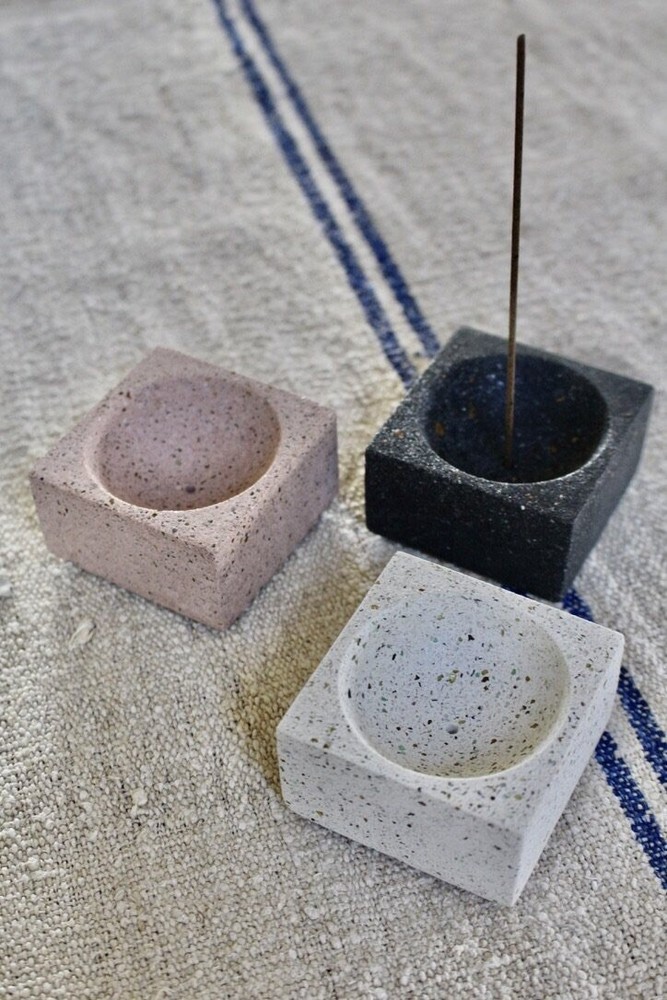 Pretti.Cool Square Incense Holder WHITE
