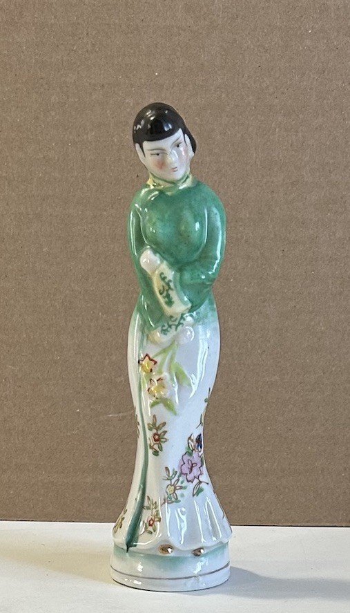1940's Porcelain Hand Painted 7" Asian Geisha Woman Figurine Occupied Japan