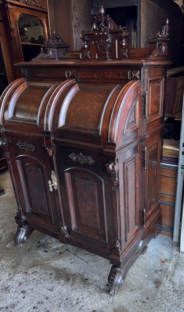 WALNUT AND BURL 3 HINGE WOOTON DESK